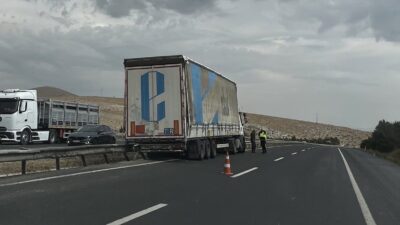 Eskişehir-Ankara karayolunda Sivrihisar ilçesi yakınlarında meydana gelen bir kaza, bir