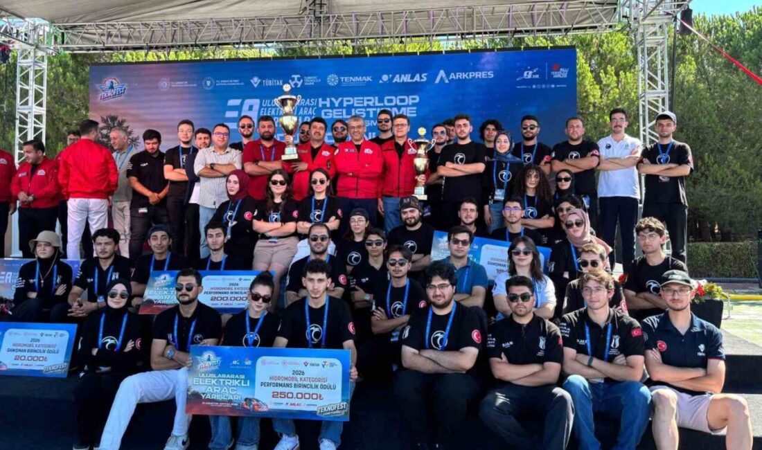 Sakarya Uygulamalı Bilimler Üniversitesi bünyesinde faaliyet gösteren TETRA Takımı, TEKNOFEST