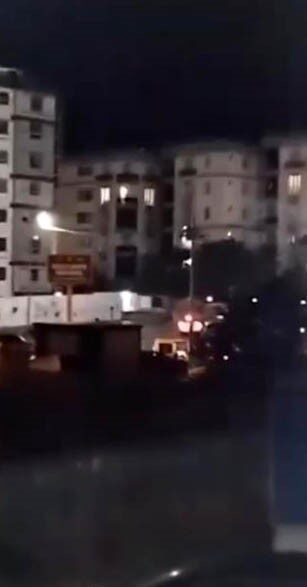 Sultanbeyli’de, DEAŞ terör örgütü üyesinin etkisiz hale getirildiği çatışma anları,