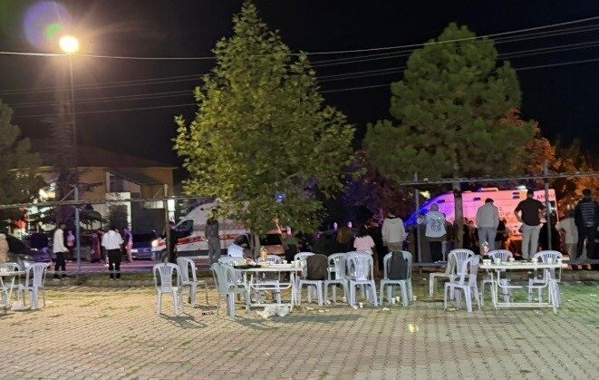 Kütahya’nın Tavşanlı ilçesinde bir asker eğlencesinde çıkan bıçaklı ve sopalı