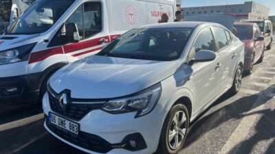 Tavşanlı ilçesinde meydana gelen zincirleme trafik kazasında 3 aracın karıştığı