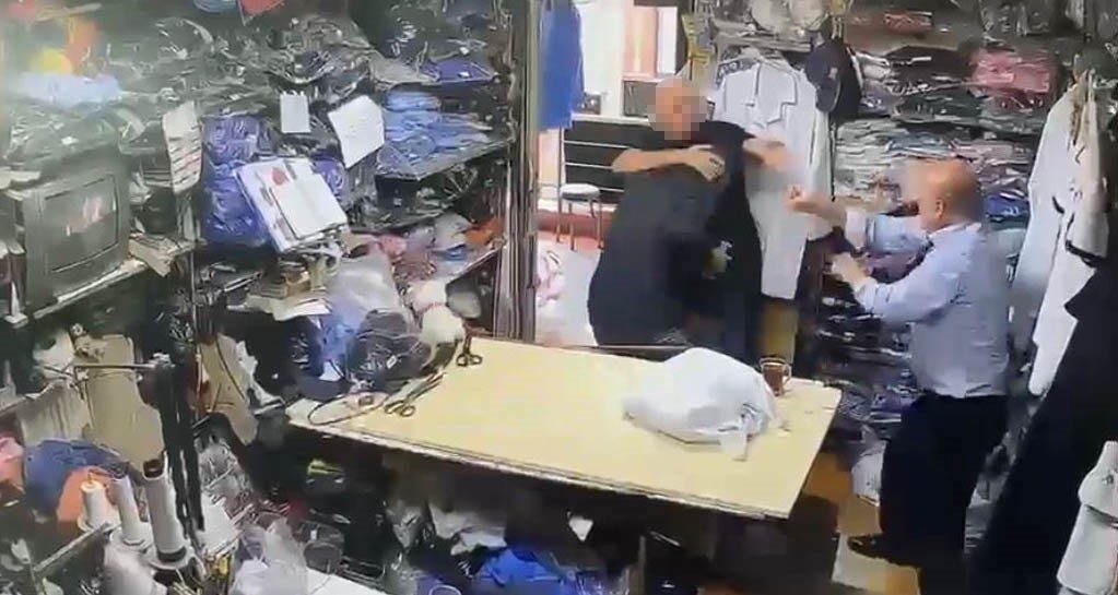 Kocaeli’nin İzmit ilçesinde, 26 yıldır tekstilcilik yapan bir esnaf olan