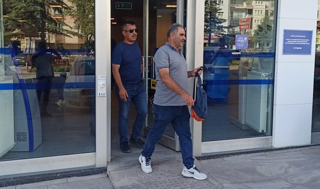 Seydişehir ilçesinde yaşanan olayda, dolandırıcılar kendilerini savcı ve polis olarak