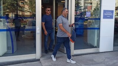 Seydişehir ilçesinde yaşanan olayda, dolandırıcılar kendilerini savcı ve polis olarak