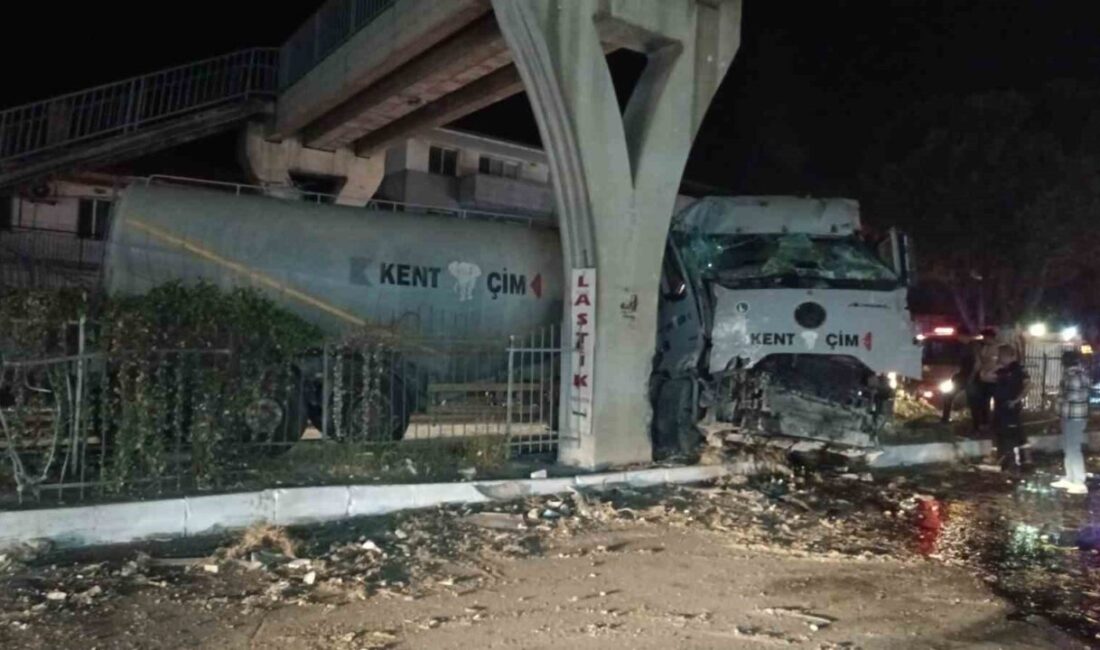 Aydın’ın Söke ilçesinde meydana gelen bir kaza sonucunda tır üst