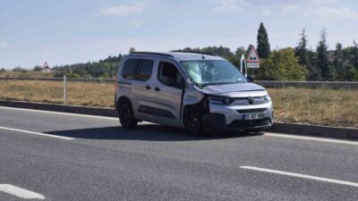 Eskişehir’de, Organize Sanayi Bölgesi yakınlarında meydana gelen trafik kazasında, tıra