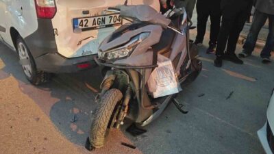 Isparta’da Zincirleme Trafik Kazası: Motosiklet Sürücüsü Yaralandı Isparta’nın Yalvaç ilçesinde