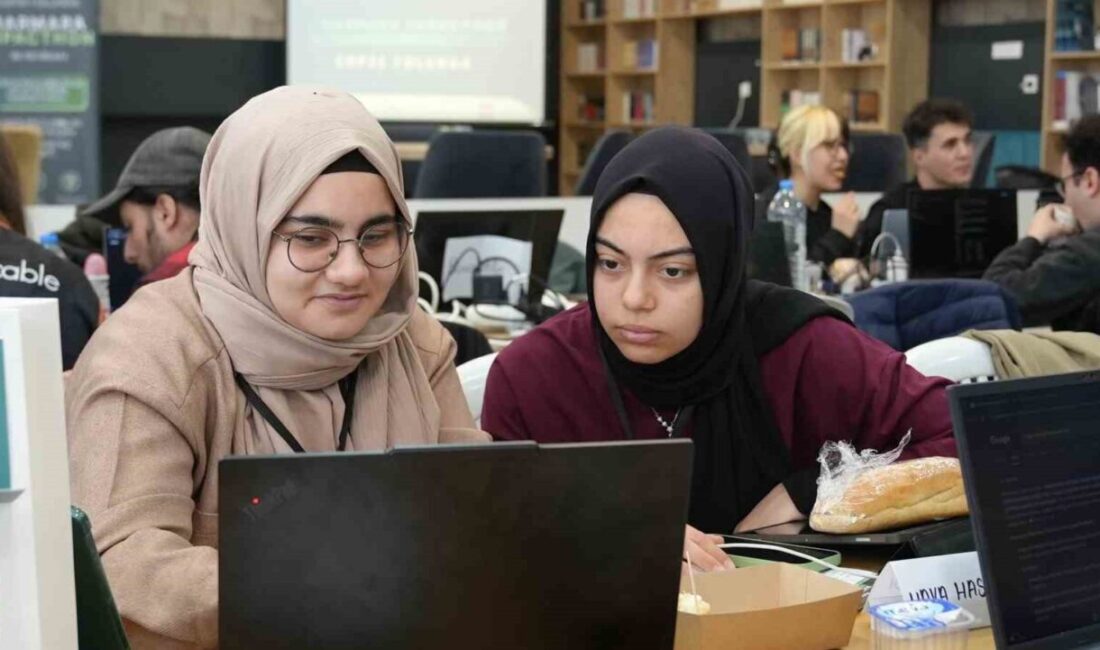 TÜRGEV’in AI CRAFT eğitim projesi başladı ve yapay zekayı kültür,