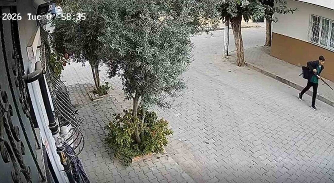 Manisa’nın Turgutlu ilçesinde gerçekleşen silahlı saldırıda 11 öğrencinin yaralanmasına neden