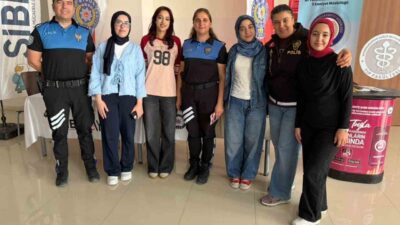 Afyonkarahisar’da bulunan Afyonkarahisar Sağlık Bilimleri Üniversitesi’ne yerleşen bin 250 öğrenciye