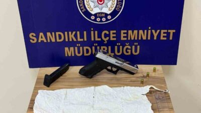 Sandıklı ilçesinde gerçekleştirilen uyuşturucu operasyonunda, polis tarafından gözaltına alınan 2