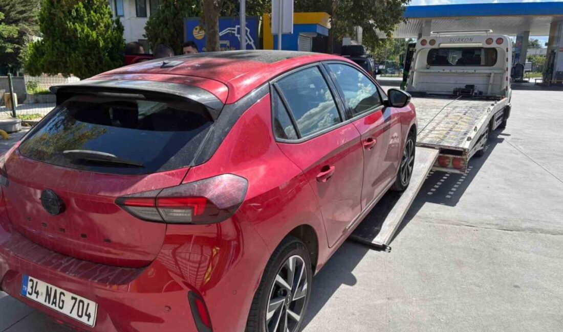 Arnavutköy ilçesinde meydana gelen olayda bir vatandaş, trafiğe ters ve