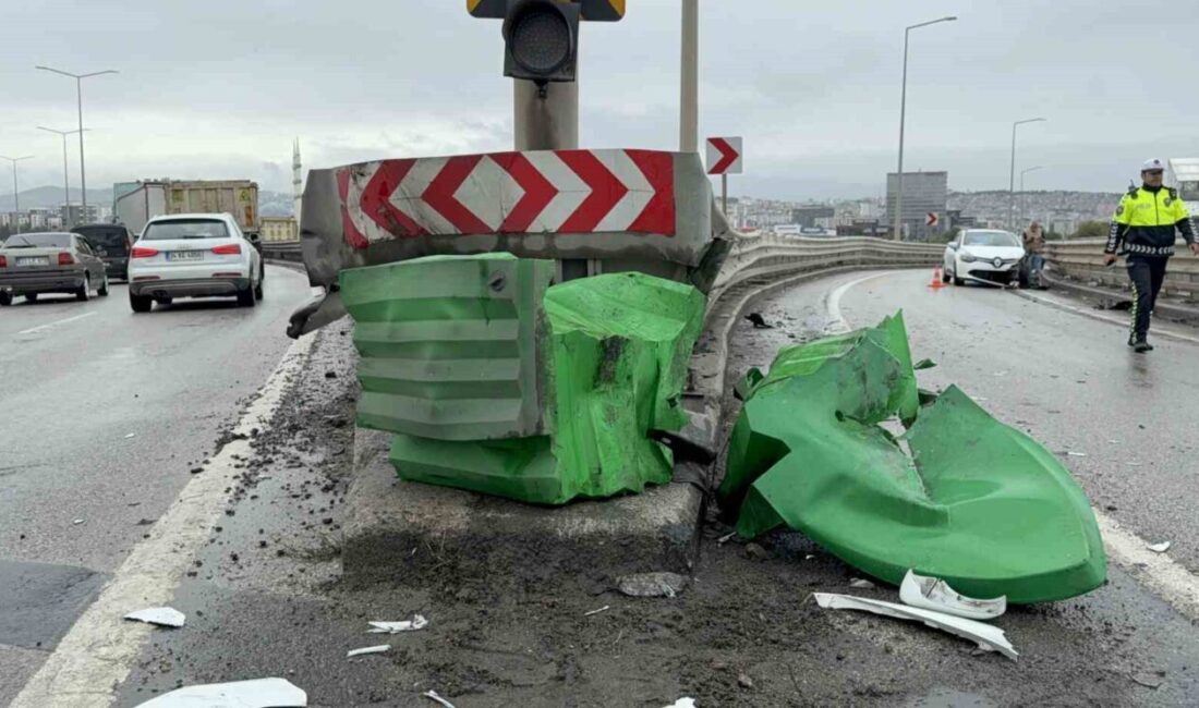 Samsun’da meydana gelen trafik kazasında, bir viyadükte bulunan iki otomobil