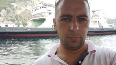 Yalova ilinde bir inşaat malzemeleri satan firmanın bahçesinde gerçekleşen bir