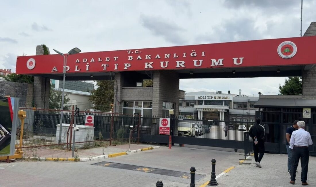 Kuzey Marmara Otoyolu’nda Eyüpsultan Işıklar gişelerinde meydana gelen korkunç kazada