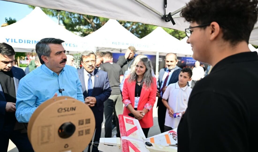 Bursa ilinde gerçekleştirilen BilimFest’in ilk ayağı olan Bursa Bilim Şenliği,