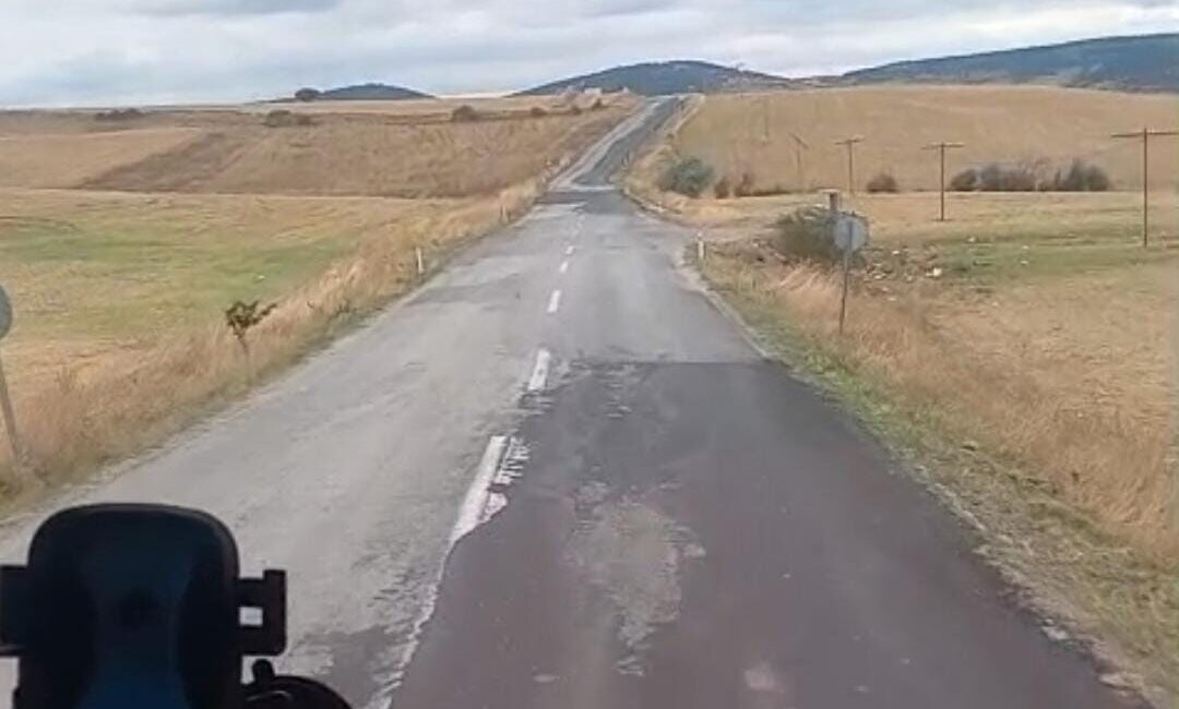 Kadışehri ilçesinde öğle saatlerinde yaşanan trafik kazası, bir sürücünün cep