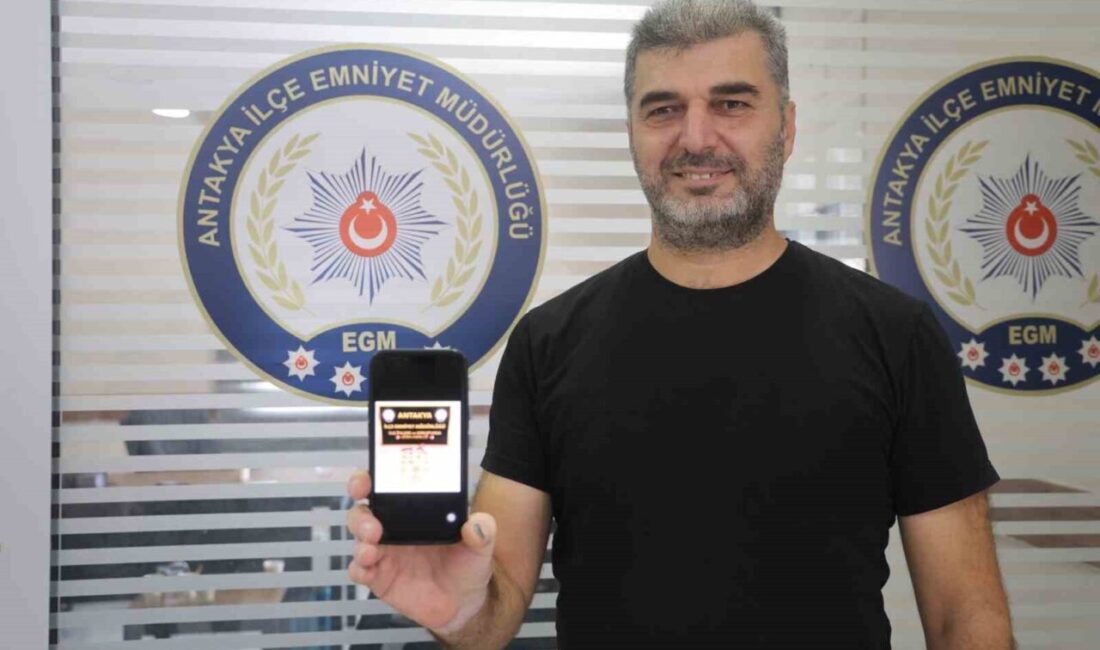 Hatay ilinde yaşanan depremde evini kaybeden bir vatandaşın, yeni bir