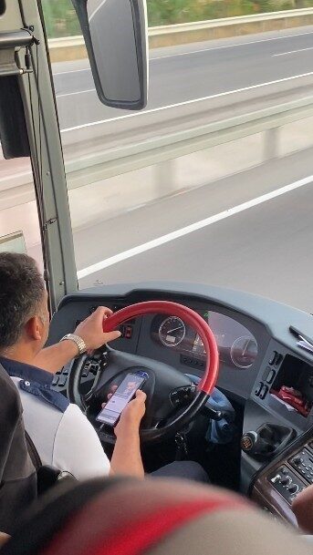 Ankara’dan Antalya’ya sefer yapan Isparta Petrol Turizm’e ait bir yolcu