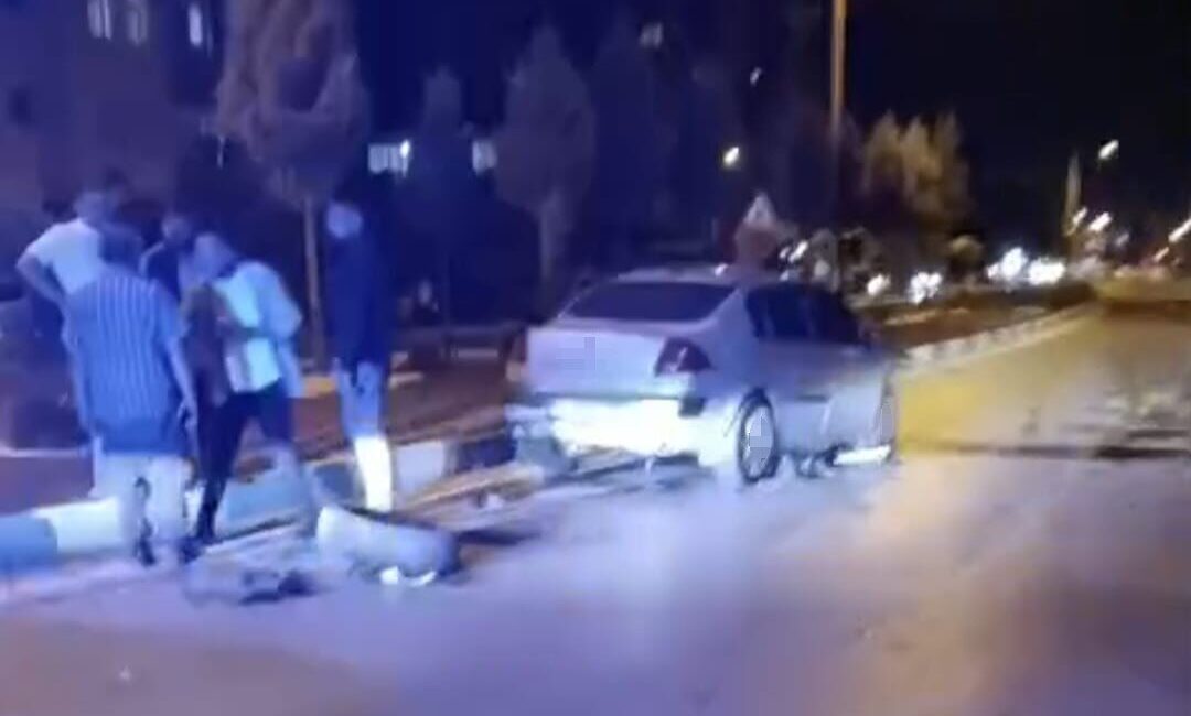 Yerköy ilçesinde meydana gelen trafik kazasında, bir kamyonet ile bir