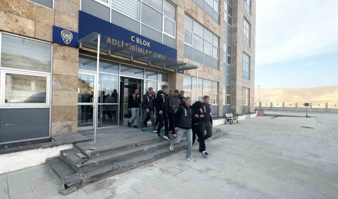 Sosyal medya üzerinden yapılan bir yatırım danışmanlığı ilanı aracılığıyla bir