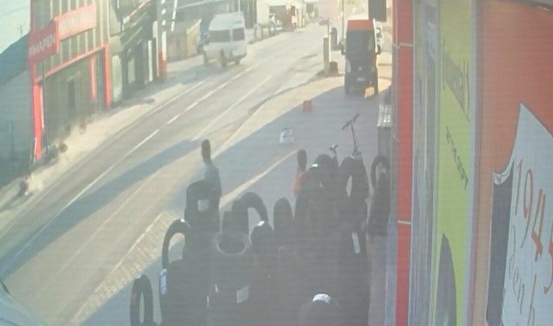 Aksaray’da gerçekleşen bir kaza sonucunda 15 yaşındaki motosiklet sürücüsü ağır