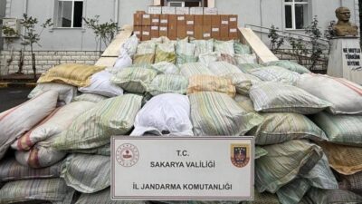 Sakarya’nın Serdivan ilçesinde jandarma ekipleri tarafından düzenlenen operasyonda 4 ton