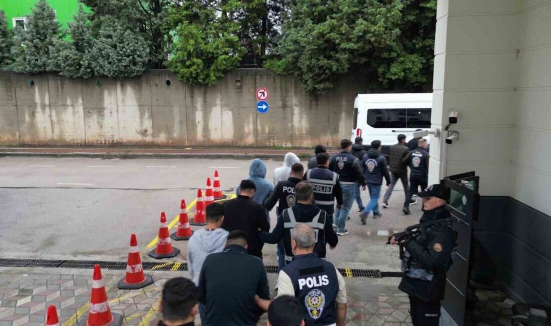 Yasa dışı bahis ve kumar siteleri arasında para transferleri yaparak