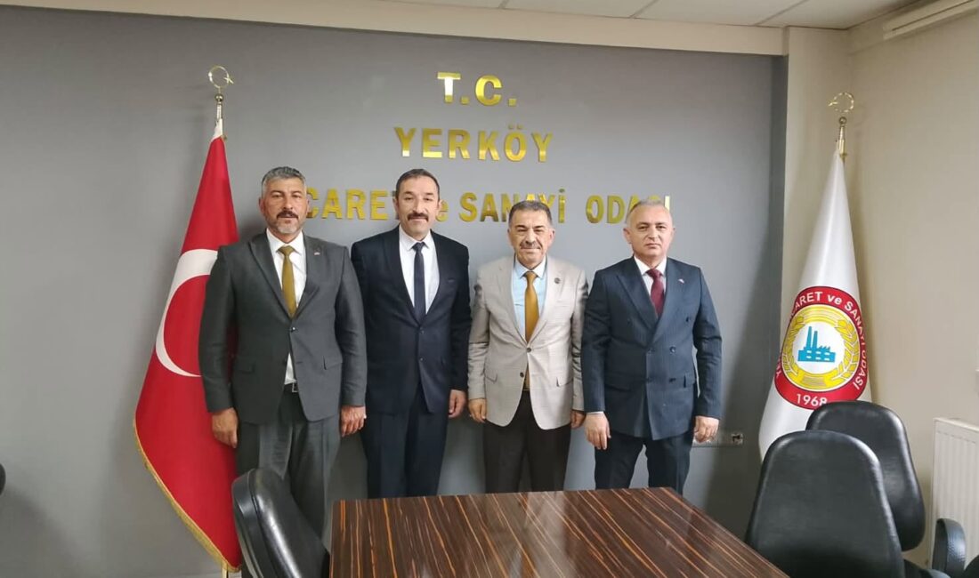 Milliyetçi Hareket Partisi (MHP) Kırşehir İl Başkanı İsmail Deniz ve