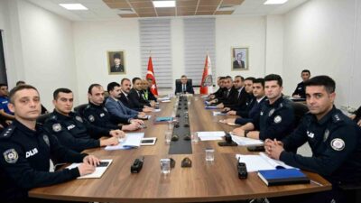 Adıyaman İl Emniyet Müdürü Arzum Nazman’ın başkanlığında, ilçe emniyet müdürleri
