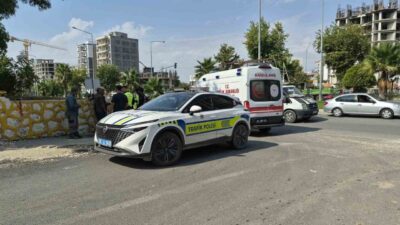 Adıyaman’da meydana gelen bir kazada sürücüsü kontrolünü yitirdiği motosikletin devrilmesi