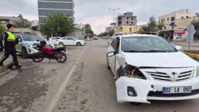Adıyaman’da otomobil ile motosikletin çarpışması sonucu meydana gelen kazada motosiklet