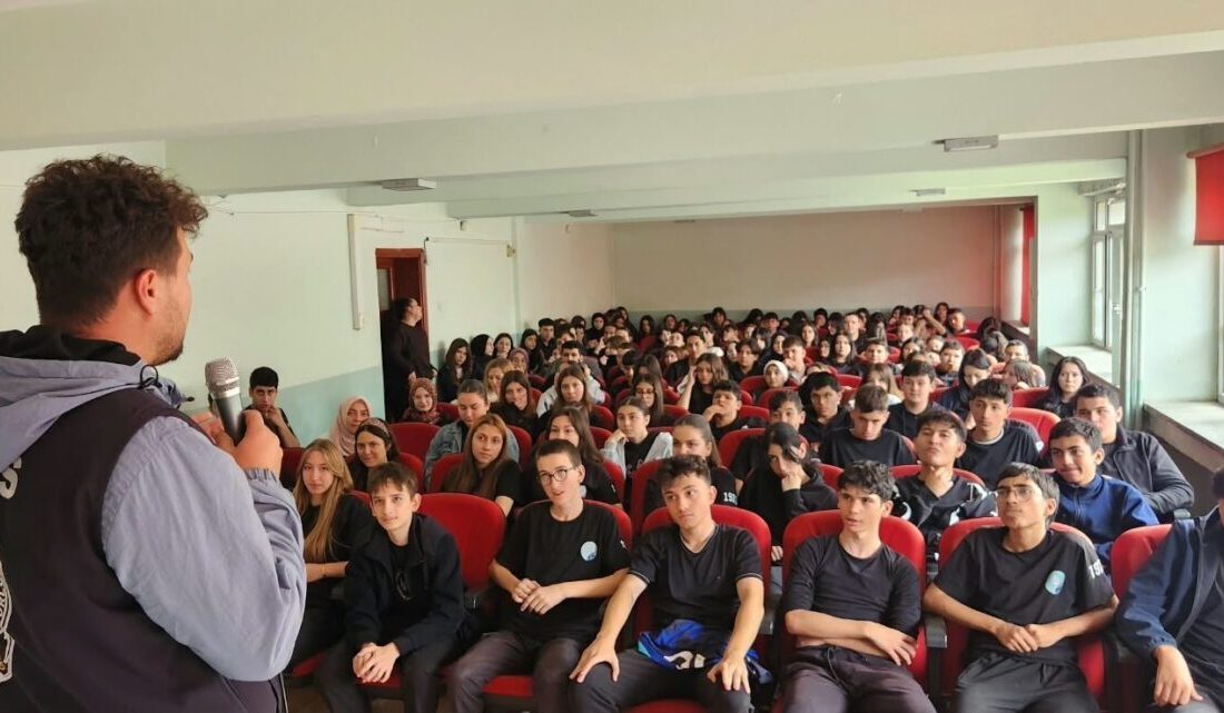 Afyonkarahisar İl Emniyet Müdürlüğü Siber Suçlarla Mücadele Şube Müdürlüğü ekipleri,
