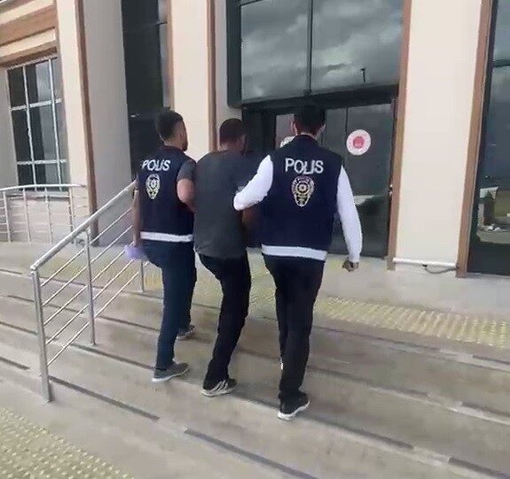 Besni ilçesinde hakkında 4 ayrı kesinleşmiş dosyadan toplam 15 yıl
