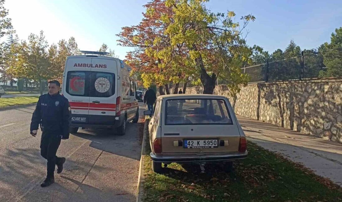 Konya’nın Seydişehir ilçesinde, bir otomobilin kontrolünden çıkarak ağaca çarpması sonucunda