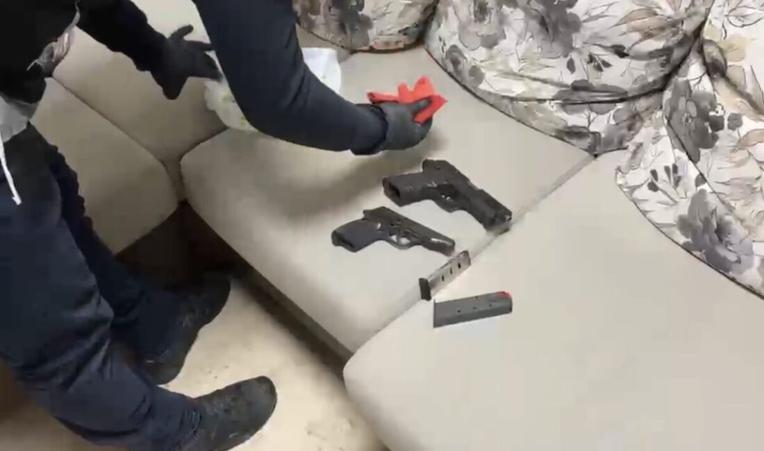 Son bir ay içerisinde Ağrı’da düzenlenen operasyonlarda ruhsatsız silah ve