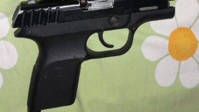 Ağrı’da polis ekipleri, aranan şahıslara yönelik operasyonlar kapsamında, 3 kişinin