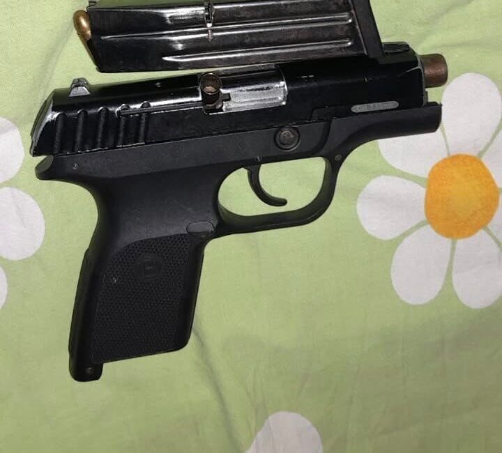 Ağrı’da polis ekipleri, aranan şahıslara yönelik operasyonlar kapsamında, 3 kişinin