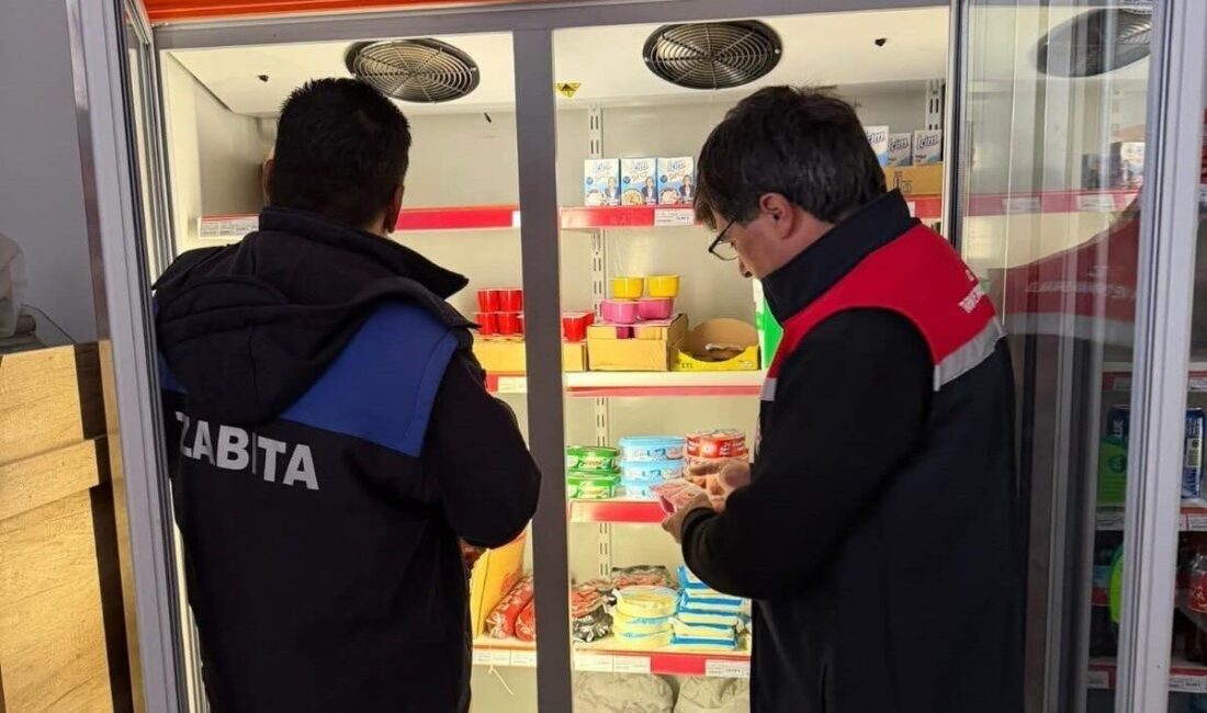 Ahlat ilçesinde, okul çevrelerinde gıda denetimleri kesintisiz olarak devam ediyor.