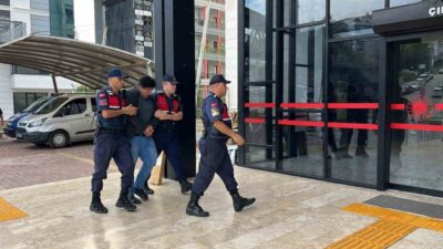 Alanya ilçesindeki bir birey, canlı kuşlara yönelik işlediği zalimane davranışları
