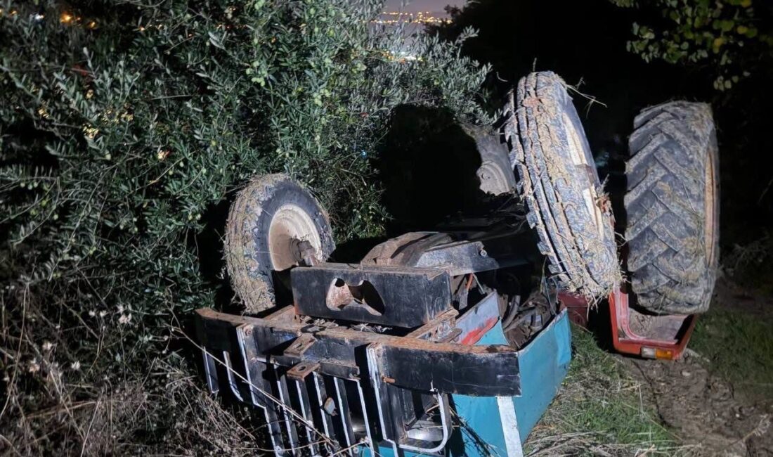 Hatay’ın Altınözü ilçesinde meydana gelen bir kaza sonucunda traktör devrildi