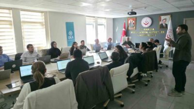 Amasya’da, “Sosyal Hizmetlerde Yapay Zekâ Destekli Mesleki Beceriler Projesi” adlı