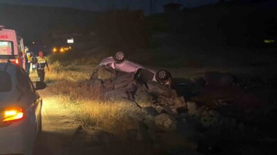 Bala İlçesi’nde meydana gelen bir trafik kazasında otomobilin sürücüsü, aracın