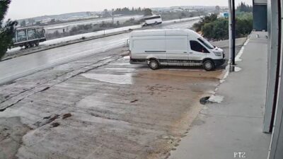 Antalya-Isparta karayolunda meydana gelen ve 17 kişinin yaralanmasına neden olan