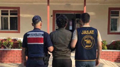 Antalya İl Jandarma Komutanlığı tarafından aranan kişilerin yakalanması için başlatılan