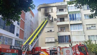 Antalya’nın Kumluca ilçesinde apartman dairesinde çıkan yangın itfaiye ekiplerince söndürüldü.