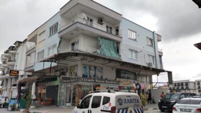 Serik, Antalya’da hayvansever bir kadının kaldığı evde hareketsiz halde bulunarak