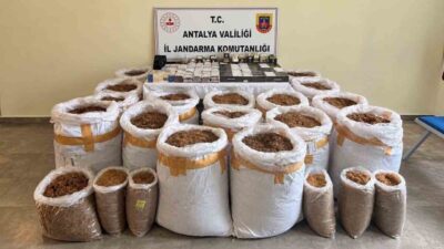 Antalya’nın Döşemealtı ilçesinde gerçekleştirilen operasyonda, kaçak tütün ve tütün mamullerine
