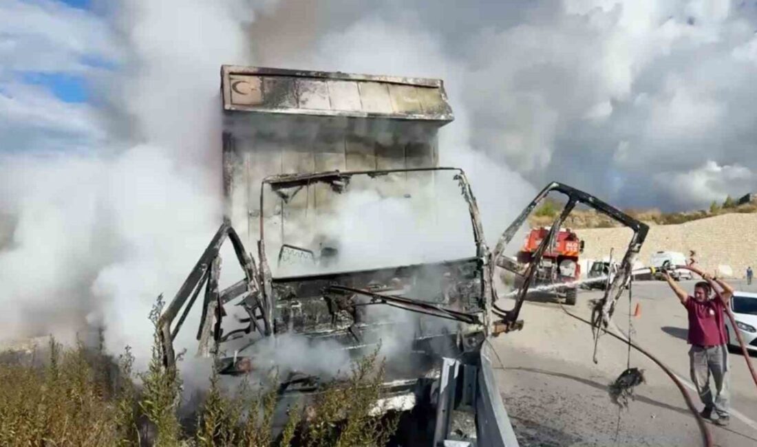 Manavgat ilçesinde bir evden eve nakliyat kamyonunun motor kısmında çıkan