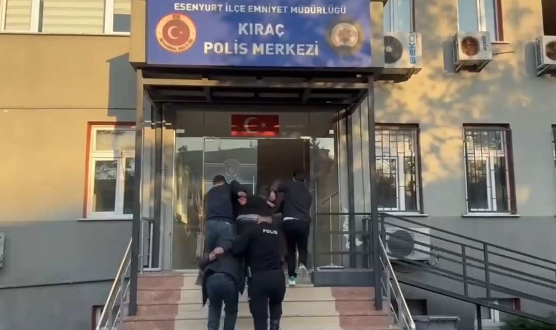 Avcılar ilçesinde uyuşturucu ticaretine yönelik gerçekleştirilen operasyonda dronlar da kullanıldı